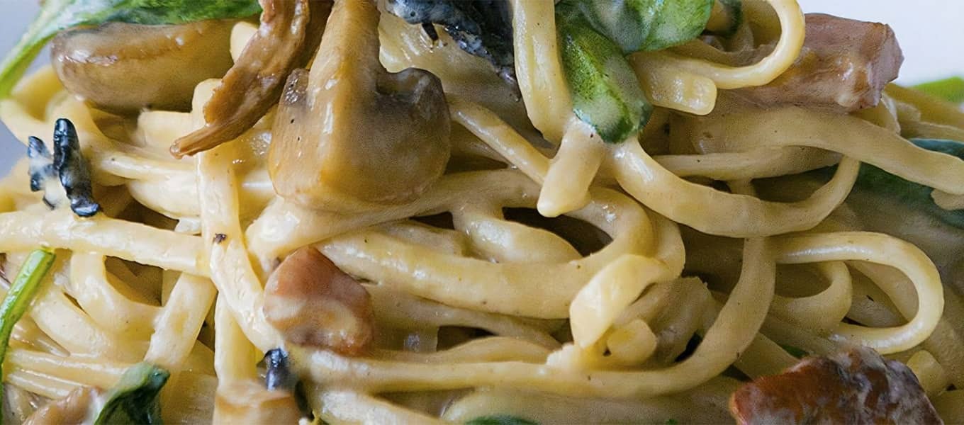 Linguine with wild mushrooms