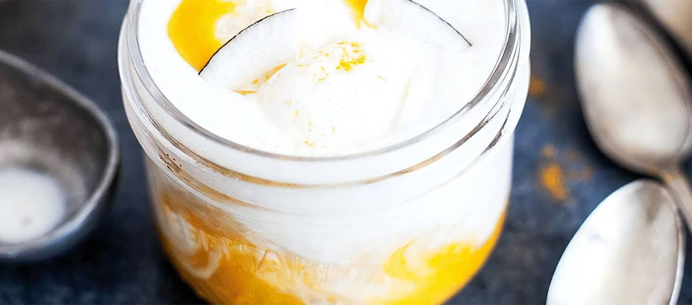 Mango and tumeric iced yogurt frappé